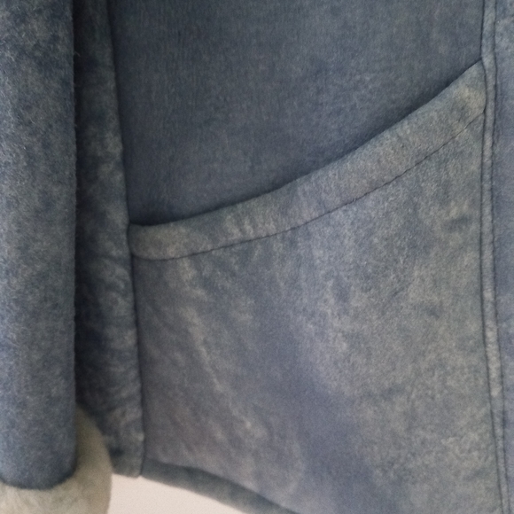 Burberry sheep skin - Picture 7 of 14